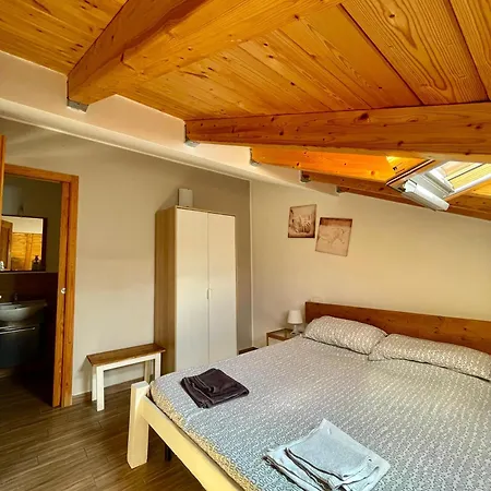 Flyhouse Parcheggio Auto Bici Gratuito Landhaus Piana Degli Albanesi